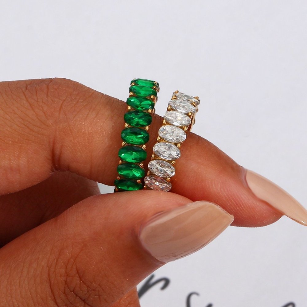 Vintage Emerald Green Baguette Oval Zircon Eternity Ring 18K Gold - Picture 5 of 8